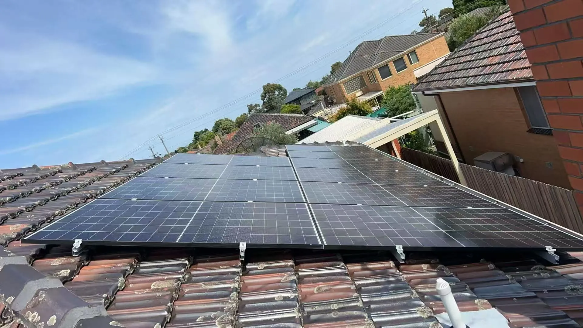 6.6 kW with 10 kW battery solar installation photo 3