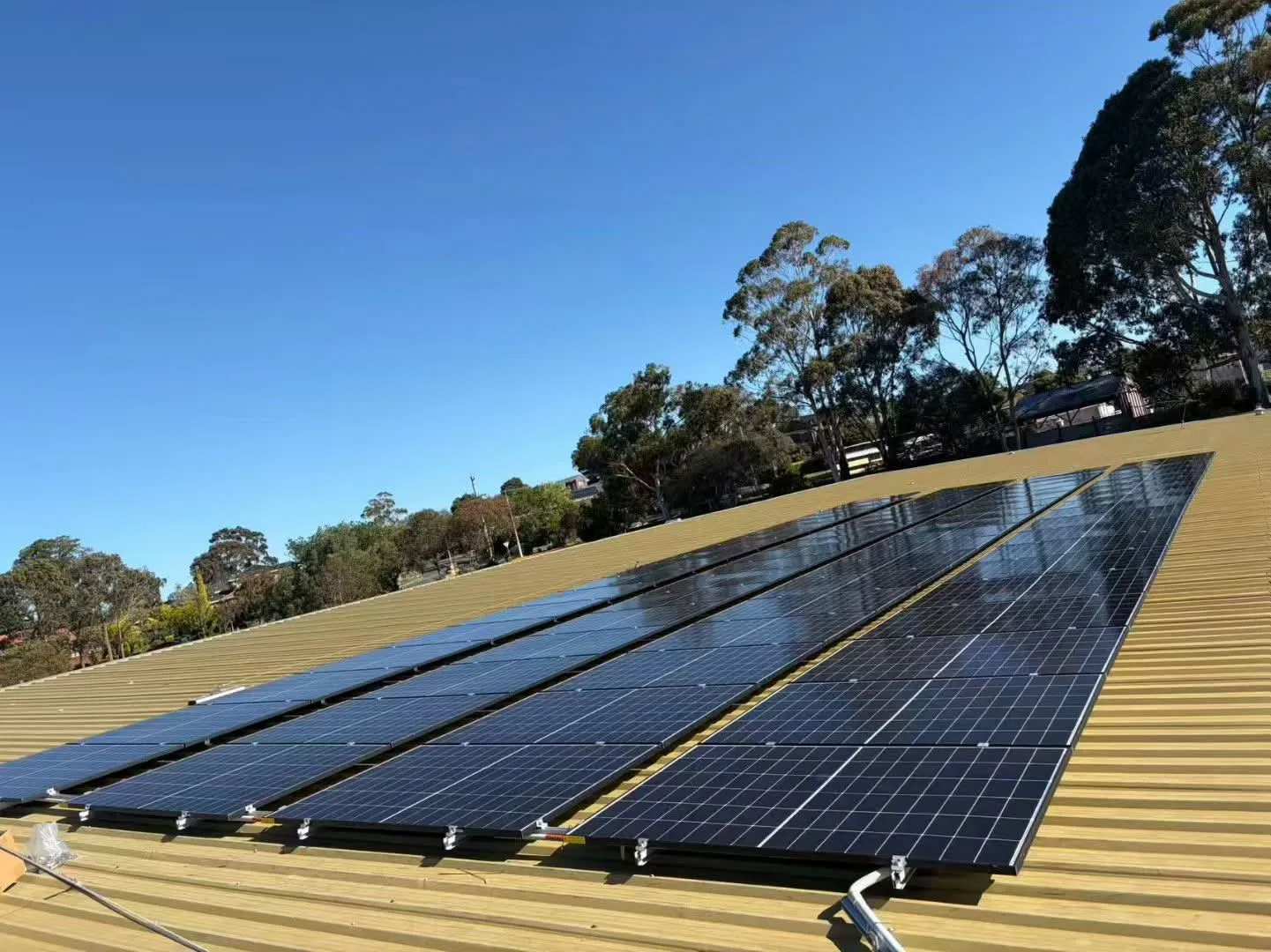 Doncaster Indoor Sports rooftop solar array